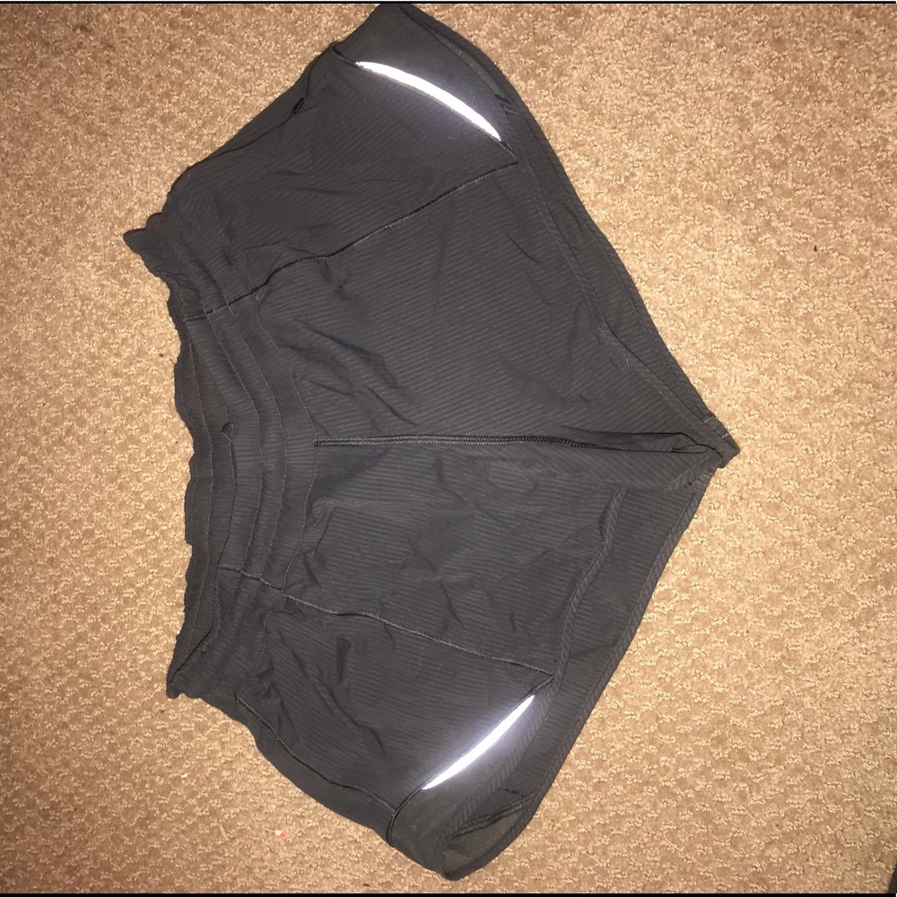 Lulu lemon hotty hot shorts